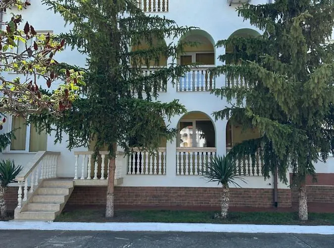 Bravo 1 Morenia * Σάνι Μπιτς